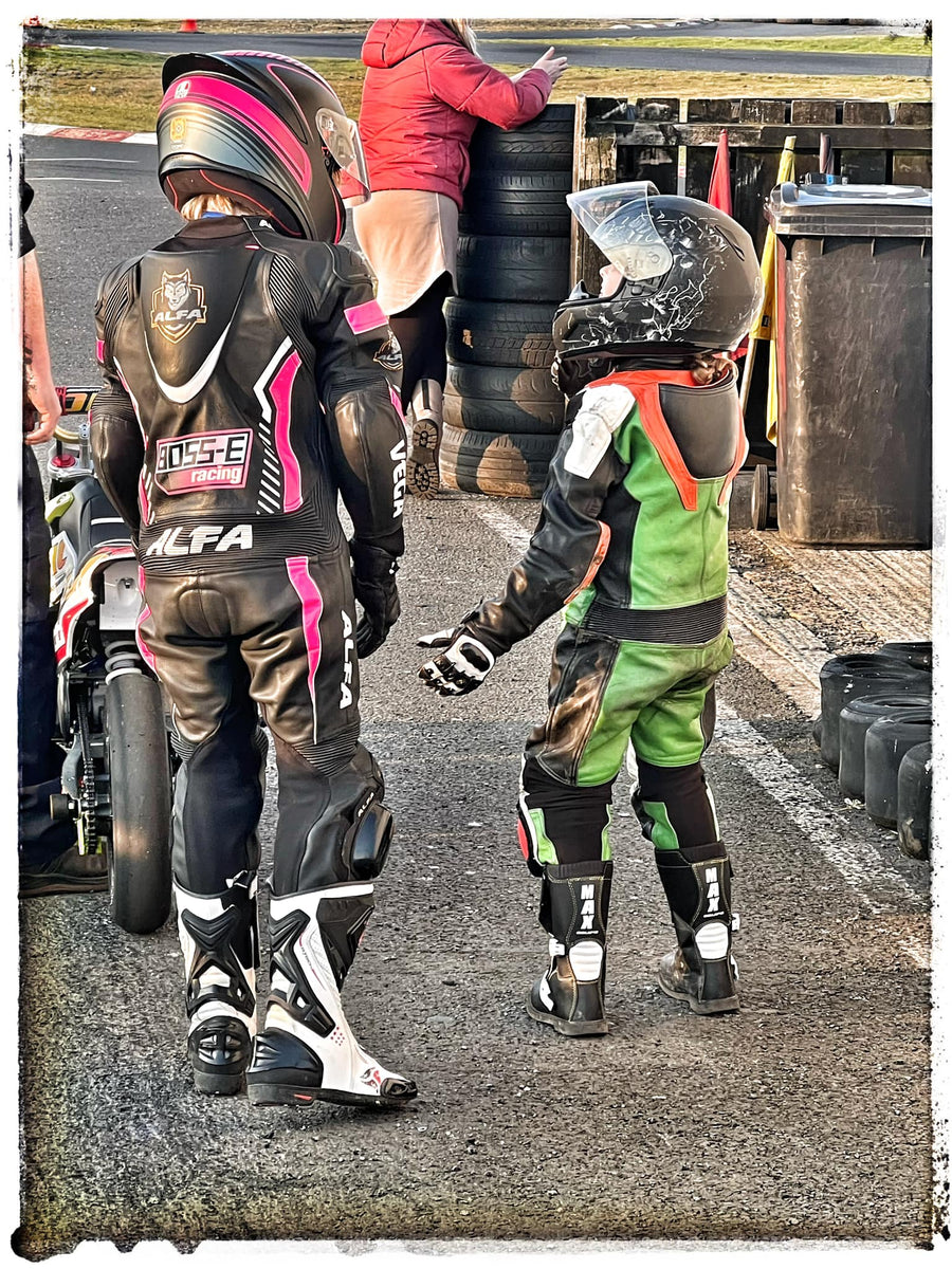 ALFA Vega Kids Motorcycle Racing Leather Suit (Black/Pink)